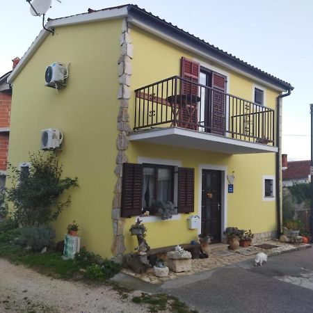 Apartment Josipa 1 Premantura Exterior foto